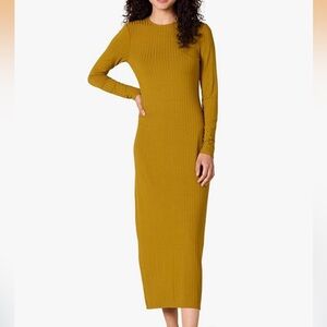 Tan Ribbed Maxi Dress with back cut out NWOT